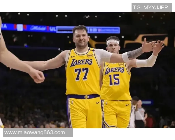 湖人对战雄鹿精彩360直播全景回放及赛后分析尽在此处